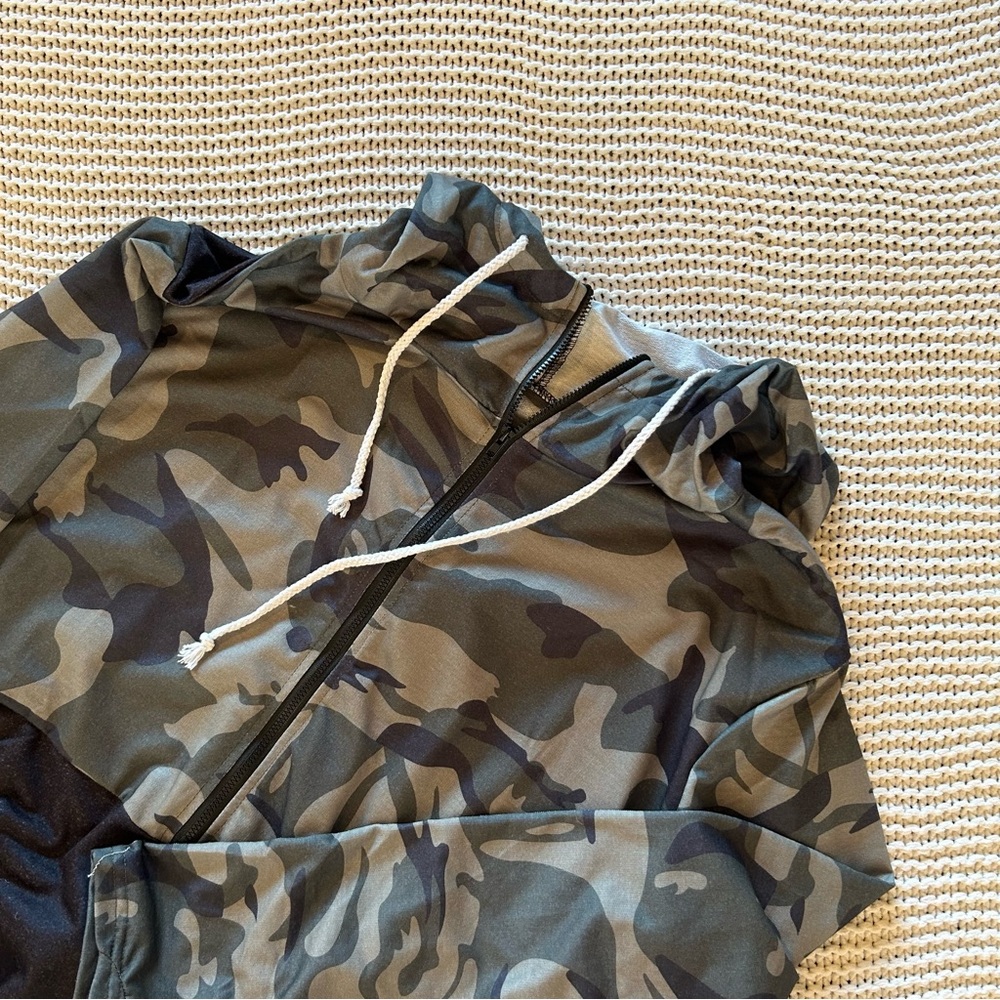 Camo Half-zip Hoodie